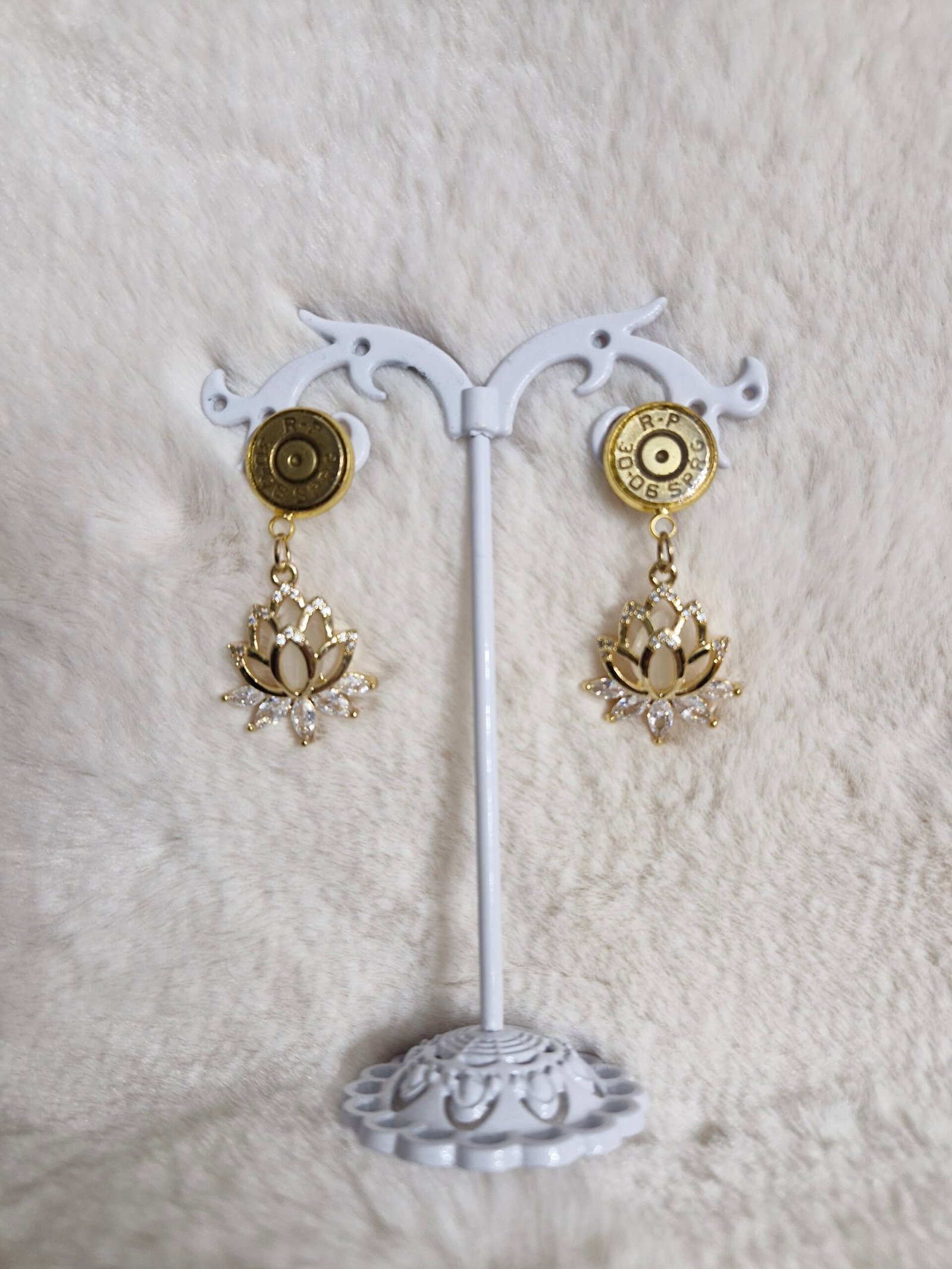 Boucles d'oreilles Fleur de lotus – Image 5